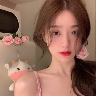 笼中女囚